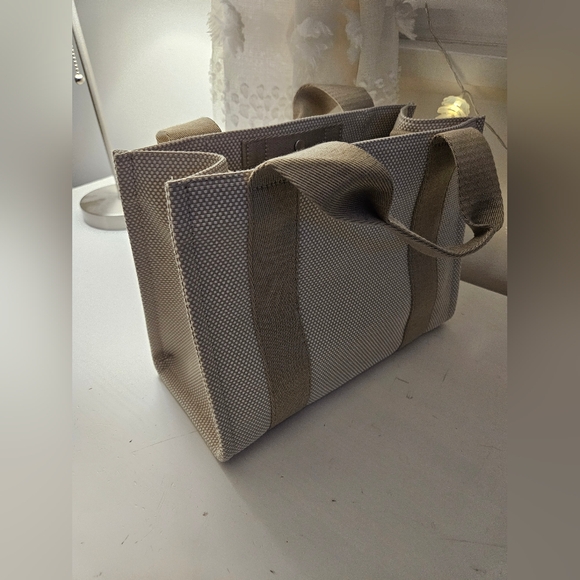 the mini canvas tote - Picture 4 of 5